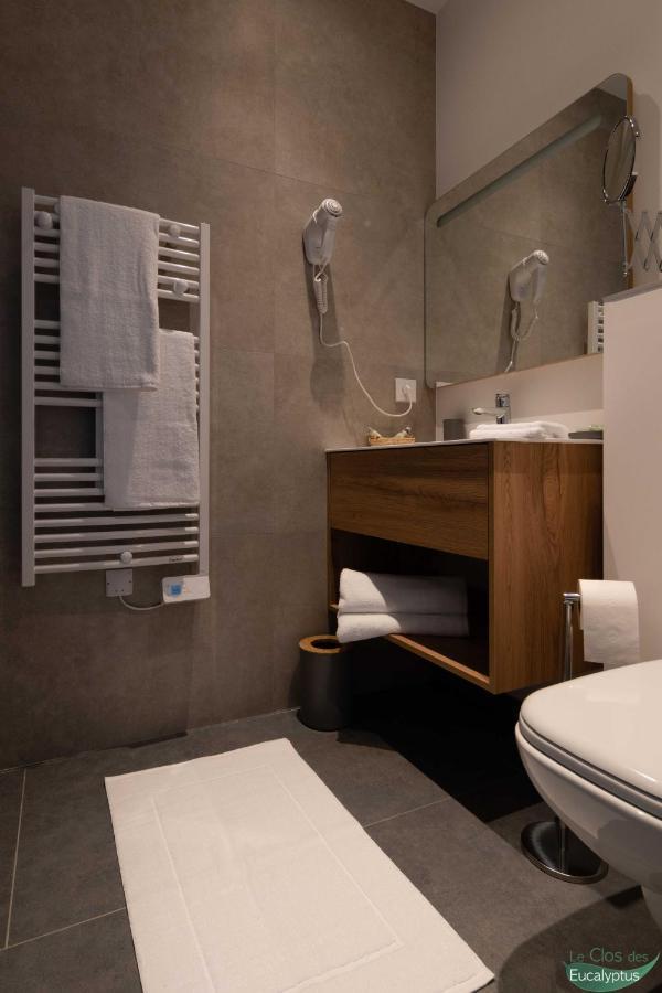 Le Clos Des Eucalyptus Le Plan-de-la-Tour Exterior foto